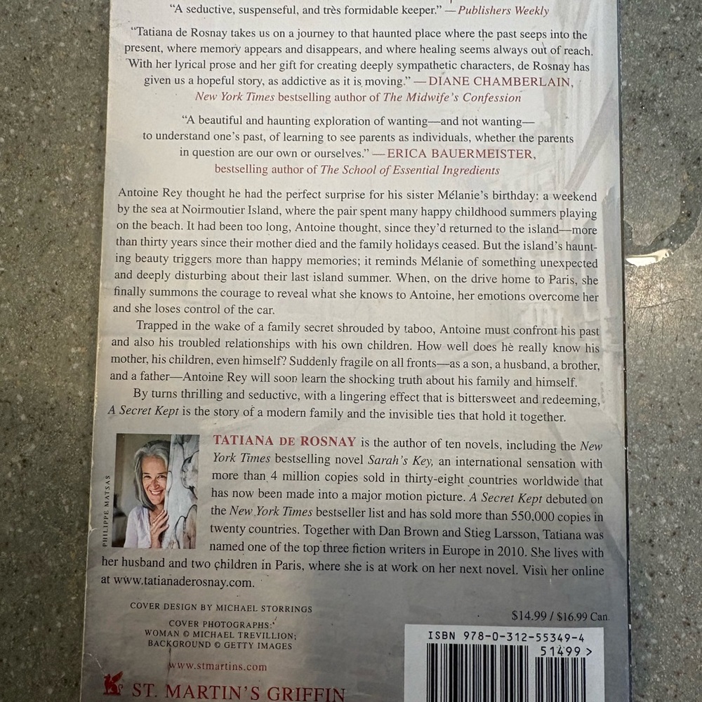 Collection of Six Books - Picture 2 of 7